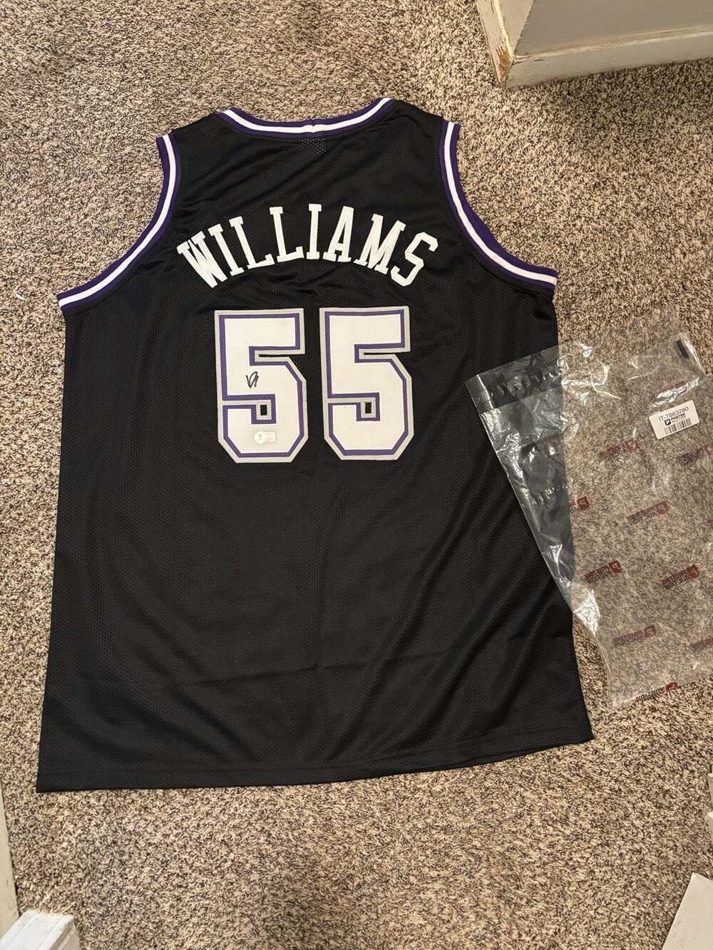 Signed Sacramento Kings Jersey with Beckett Witness Autograph